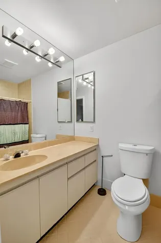 6869 Fountains Circle Lake Worth FL 33467