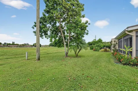 6869 Fountains Circle Lake Worth FL 33467