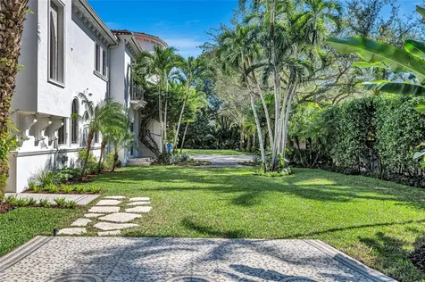 4955 SW 83rd Street Miami FL 33143