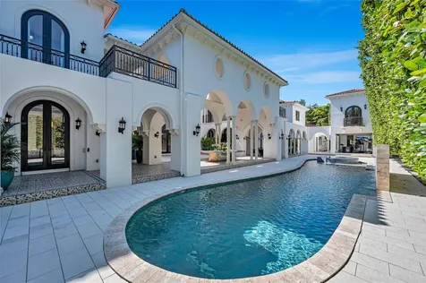 4955 SW 83rd Street Miami FL 33143