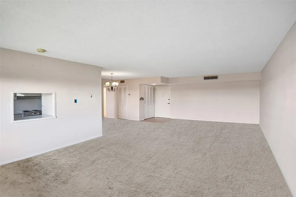 2500 NE 48 Lane Fort Lauderdale FL 33308