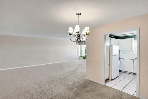 2500 NE 48 Lane Fort Lauderdale FL 33308