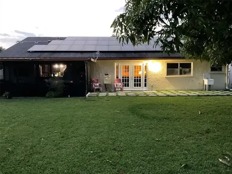 4770 NW 85th Avenue Lauderhill FL 33351
