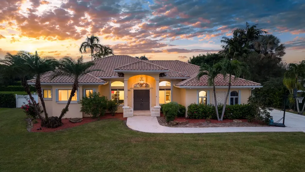 5973 SW 54th Court Davie FL 33314