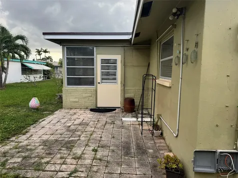 4938 NW 54th Court Tamarac FL 33319