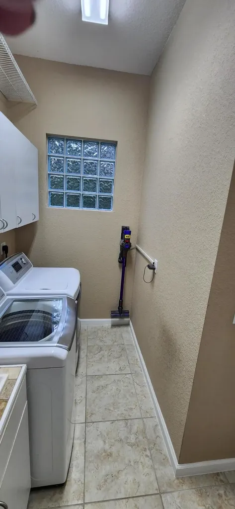 21 Country Lake Circle Boynton Beach FL 33436