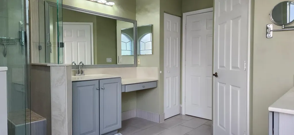21 Country Lake Circle Boynton Beach FL 33436