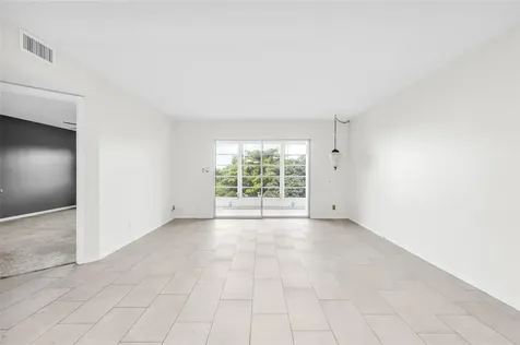1703 Andros Isle Coconut Creek FL 33066