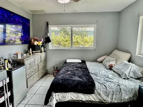 8212 NW 74th Terrace Tamarac FL 33321