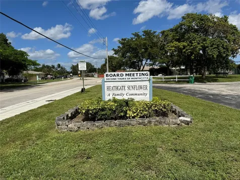 8212 NW 74th Terrace Tamarac FL 33321