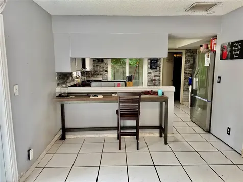 8212 NW 74th Terrace Tamarac FL 33321