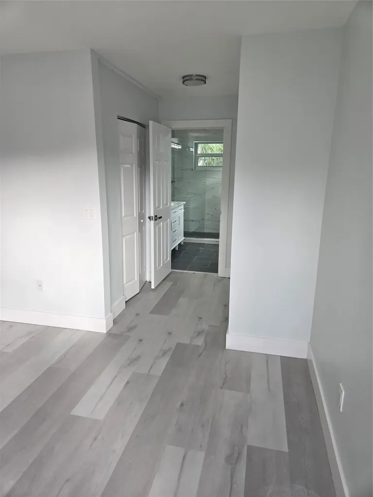 580 NW 87 Way Coral Springs FL 33071