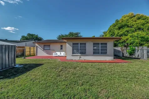 180 SW 78th Avenue Margate FL 33068