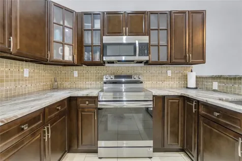 3003 La Mirage Lauderhill FL 33319