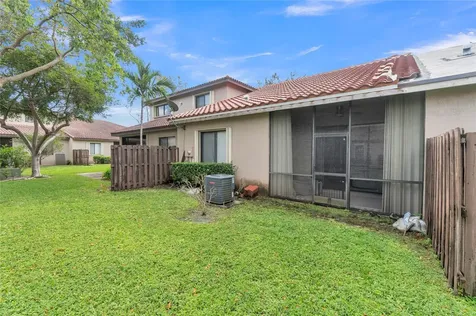 3003 La Mirage Lauderhill FL 33319