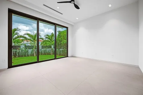 607 NE 17th Avenue Fort Lauderdale FL 33304