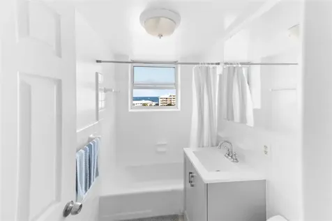 1900 S Ocean Drive Fort Lauderdale FL 33316