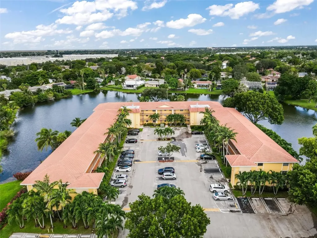 11477 NW 39th Court Coral Springs FL 33065
