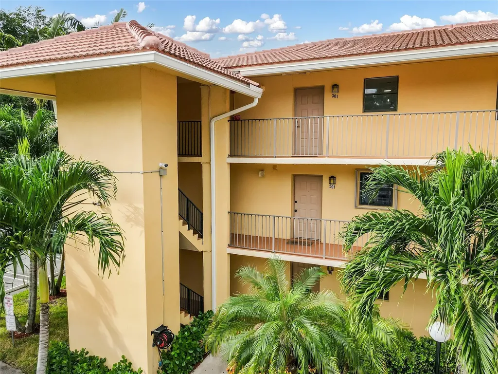 11477 NW 39th Court Coral Springs FL 33065