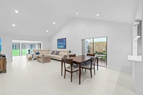 8020 Eastlake Drive Boca Raton FL 33433