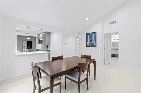 8020 Eastlake Drive Boca Raton FL 33433
