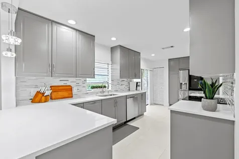 8020 Eastlake Drive Boca Raton FL 33433