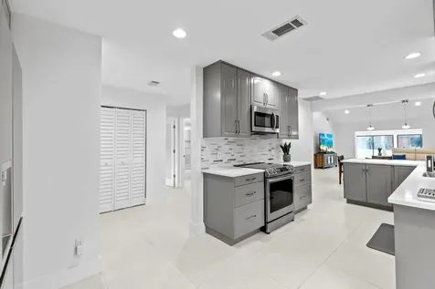 8020 Eastlake Drive Boca Raton FL 33433