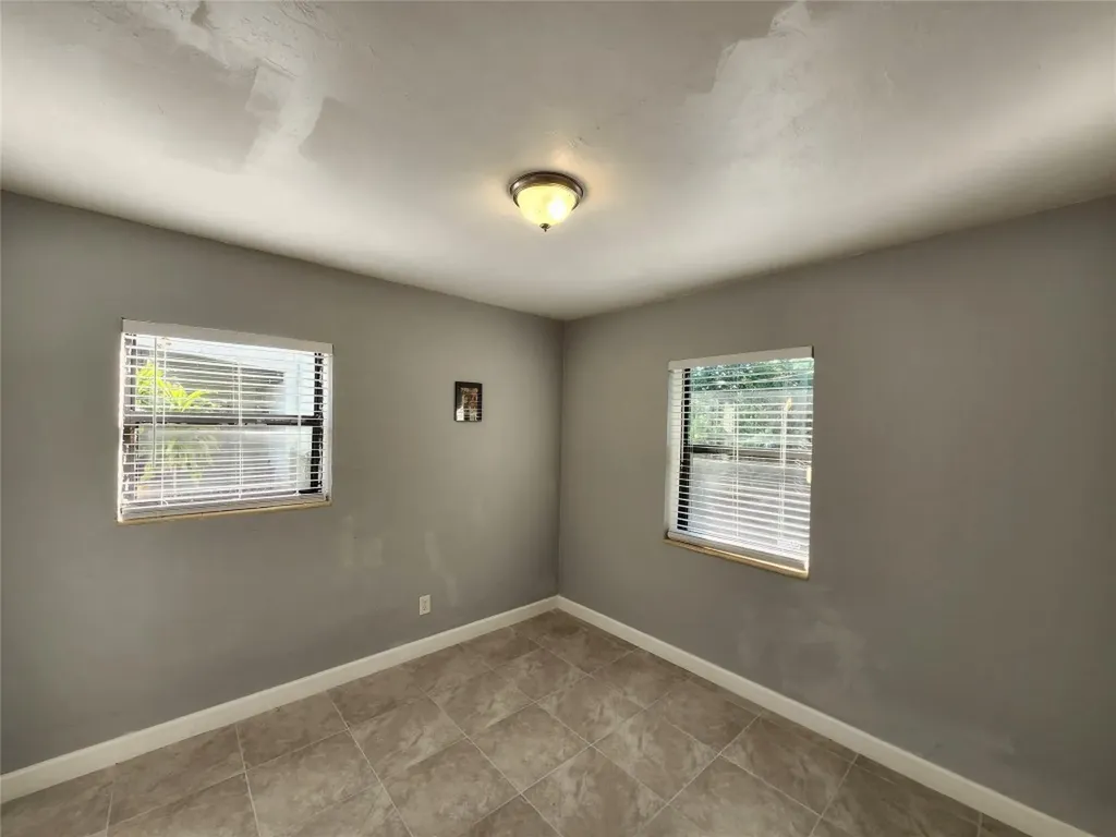 942 NW 12th Street Fort Lauderdale FL 33311