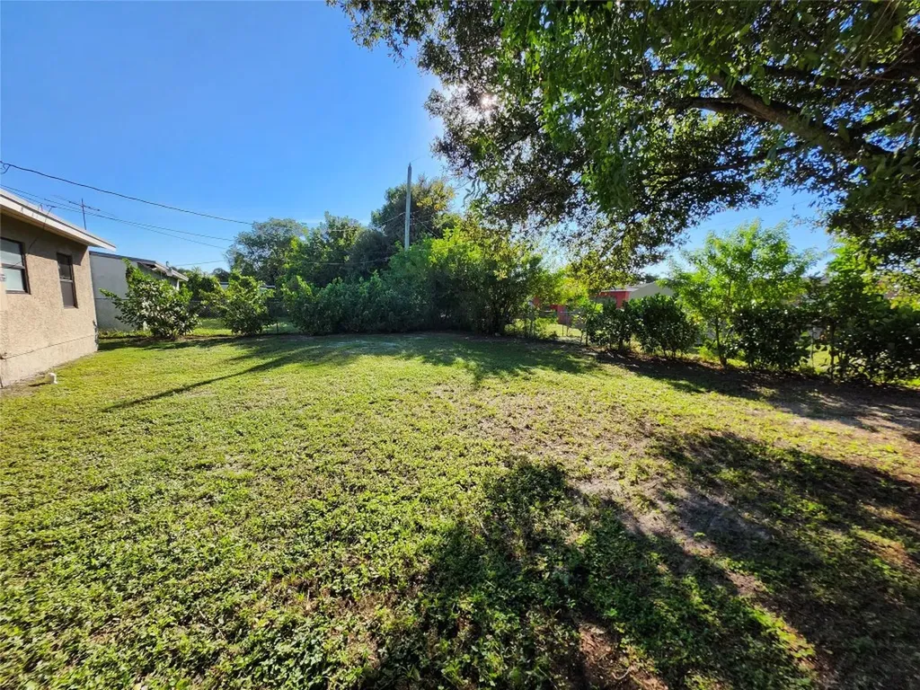 942 NW 12th Street Fort Lauderdale FL 33311
