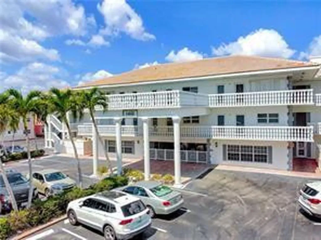 1461 S Ocean Boulevard Pompano Beach FL 33062