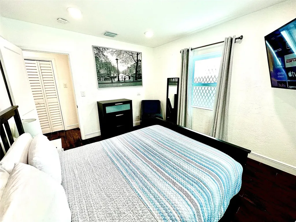 1637 NE 5th Court Fort Lauderdale FL 33301