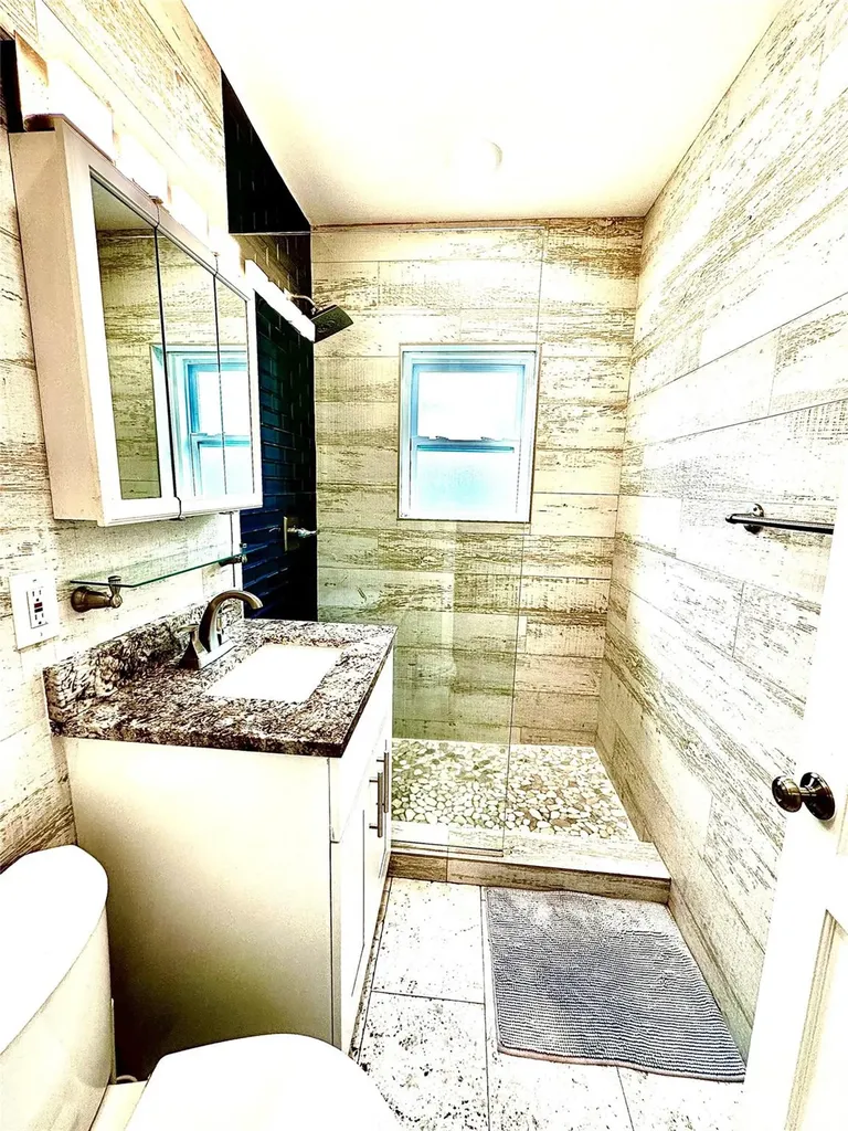 1637 NE 5th Court Fort Lauderdale FL 33301