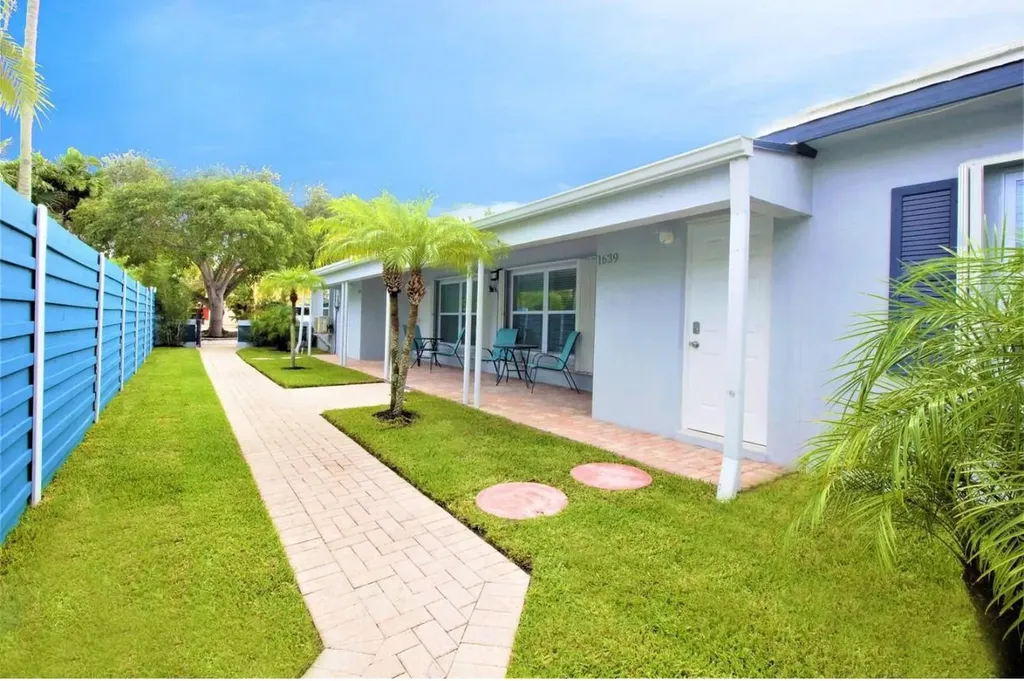 1637 NE 5th Court Fort Lauderdale FL 33301