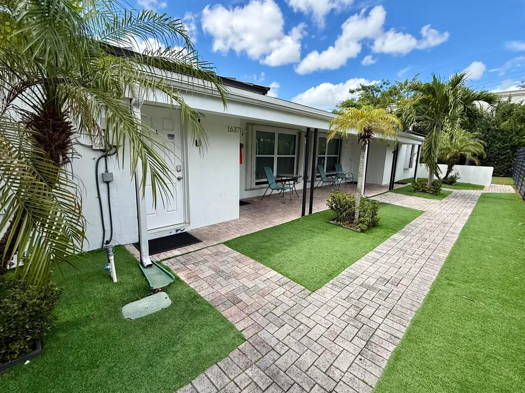 1637 NE 5th Court Fort Lauderdale FL 33301