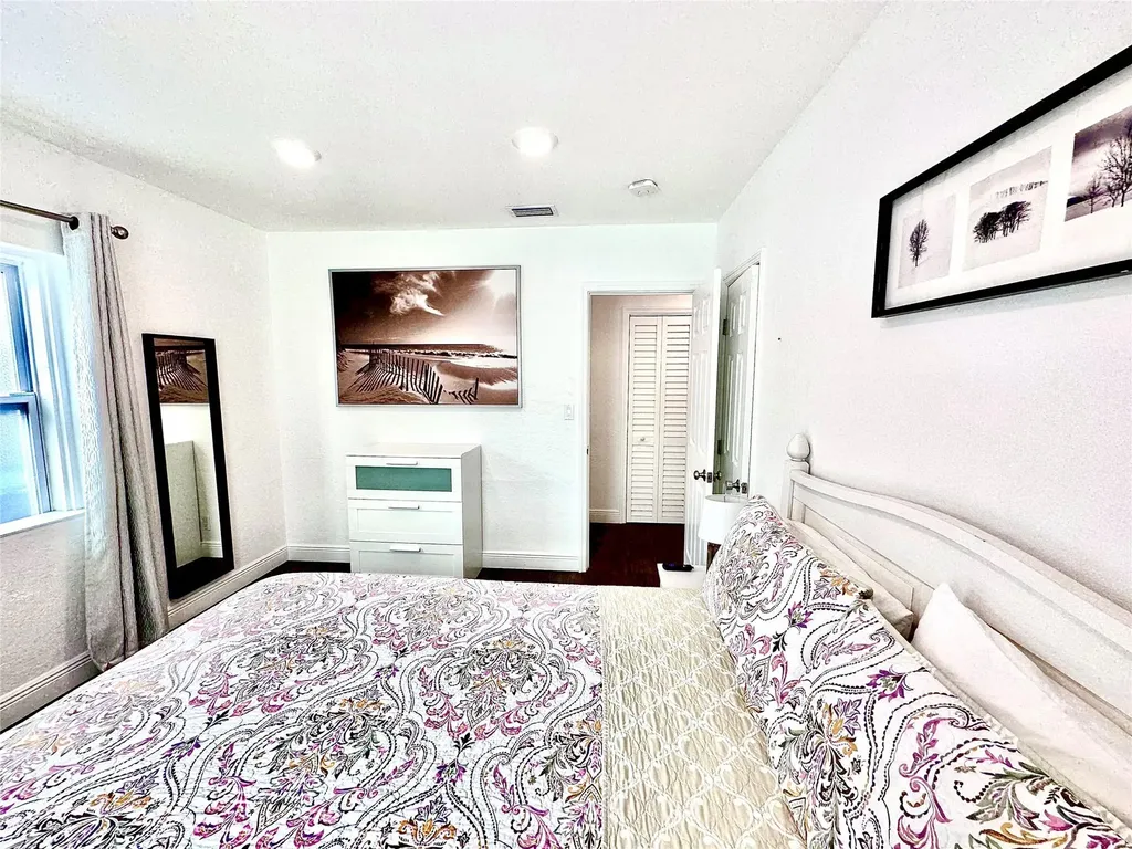 1637 NE 5th Court Fort Lauderdale FL 33301