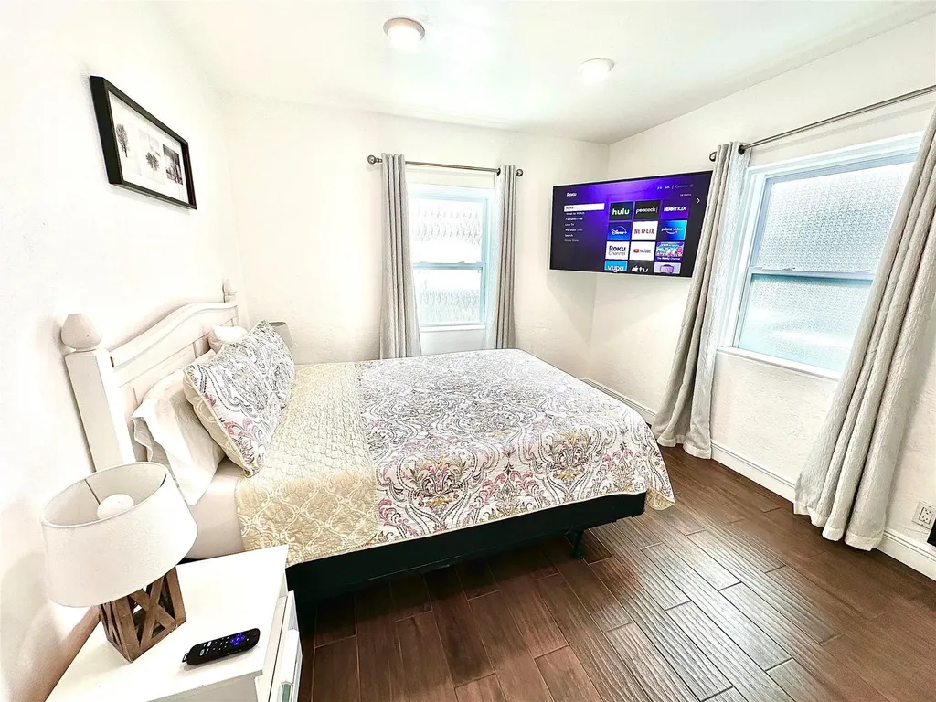 1637 NE 5th Court Fort Lauderdale FL 33301