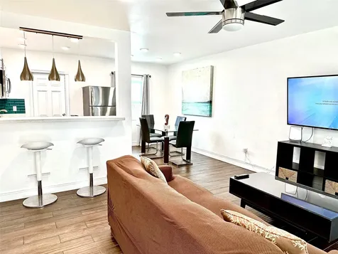1637 NE 5th Court Fort Lauderdale FL 33301