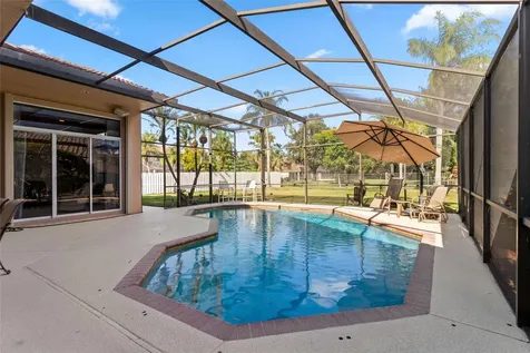 525 Stonemont Lane Weston FL 33326