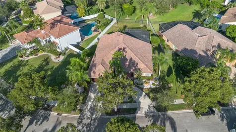 525 Stonemont Lane Weston FL 33326