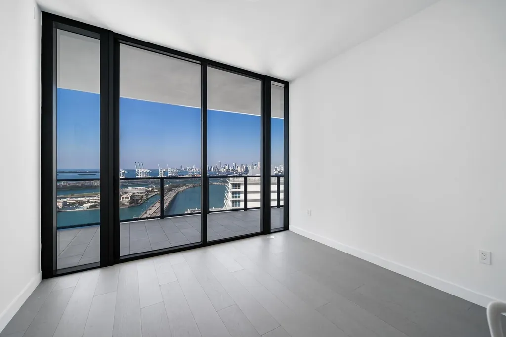Miami Beach FL 33139