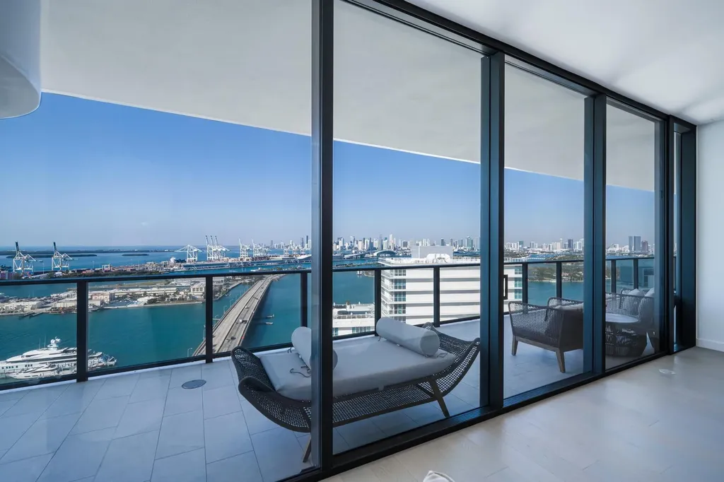 Miami Beach FL 33139