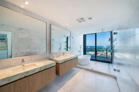 Miami Beach FL 33139