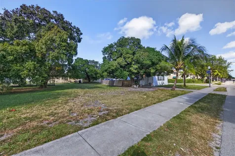 900 NW 2nd Street Fort Lauderdale FL 33311