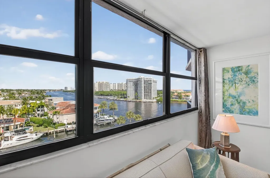 899 Jeffery Street Boca Raton FL 33487