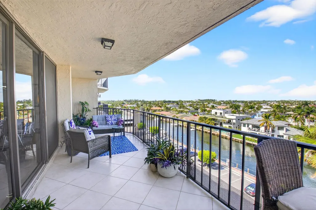 899 Jeffery Street Boca Raton FL 33487