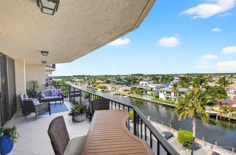 899 Jeffery Street Boca Raton FL 33487