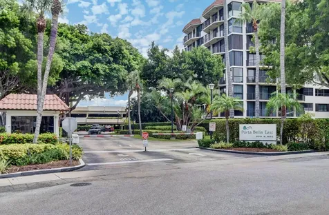 899 Jeffery Street Boca Raton FL 33487