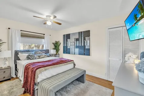 980 SW 70th Avenue Plantation FL 33317