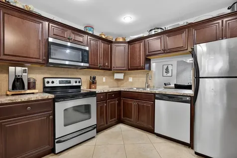 4400 NW 20th Street Coconut Creek FL 33066