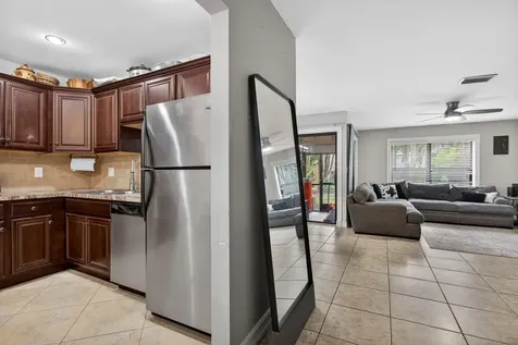 4400 NW 20th Street Coconut Creek FL 33066